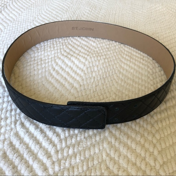 St. John Black Quilted Leather Belt - Picture 2 of 7
